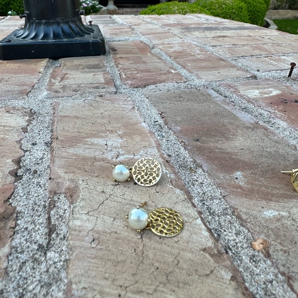 SOLD - Coach Logo Pearl Earrings - Picture 3 of 4